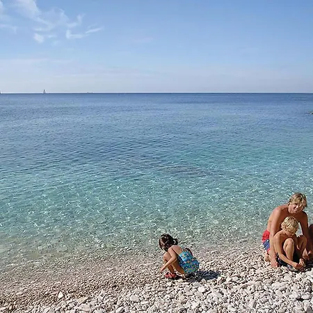 2 Bedroom Cozy In Apartament *