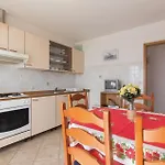 2 Bedroom Cozy In * Pula