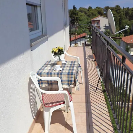 Awesome In With House Sea View * Pula