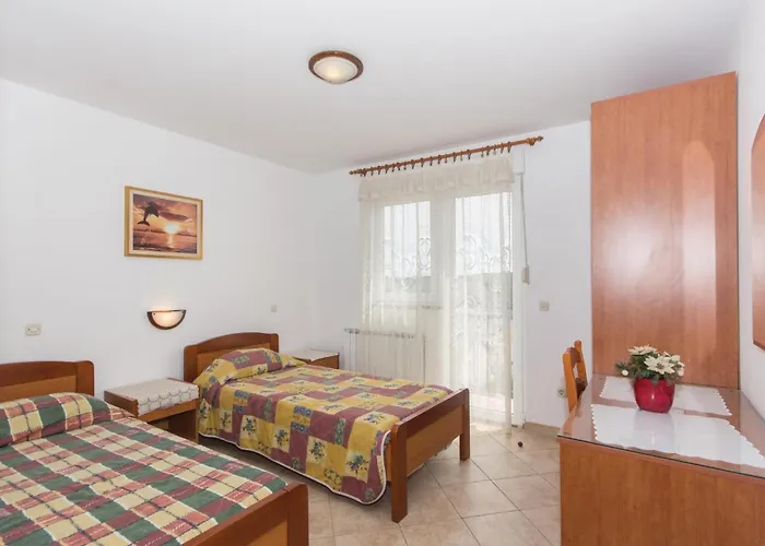 2 Bedroom Cozy In 公寓