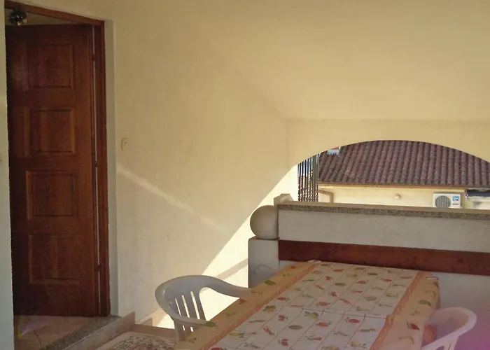 2 Bedroom Cozy In 公寓