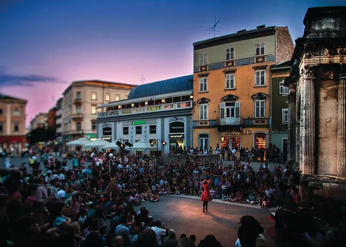 2 Bedroom Cozy In 公寓 *